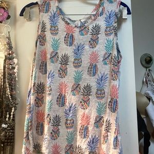 Colorful pineapple top